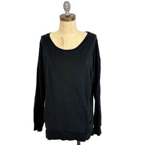 ZELLA Scoop Neck Sweatshirt Top L Kangaroo Pockets Thumbholes Black EUC B79